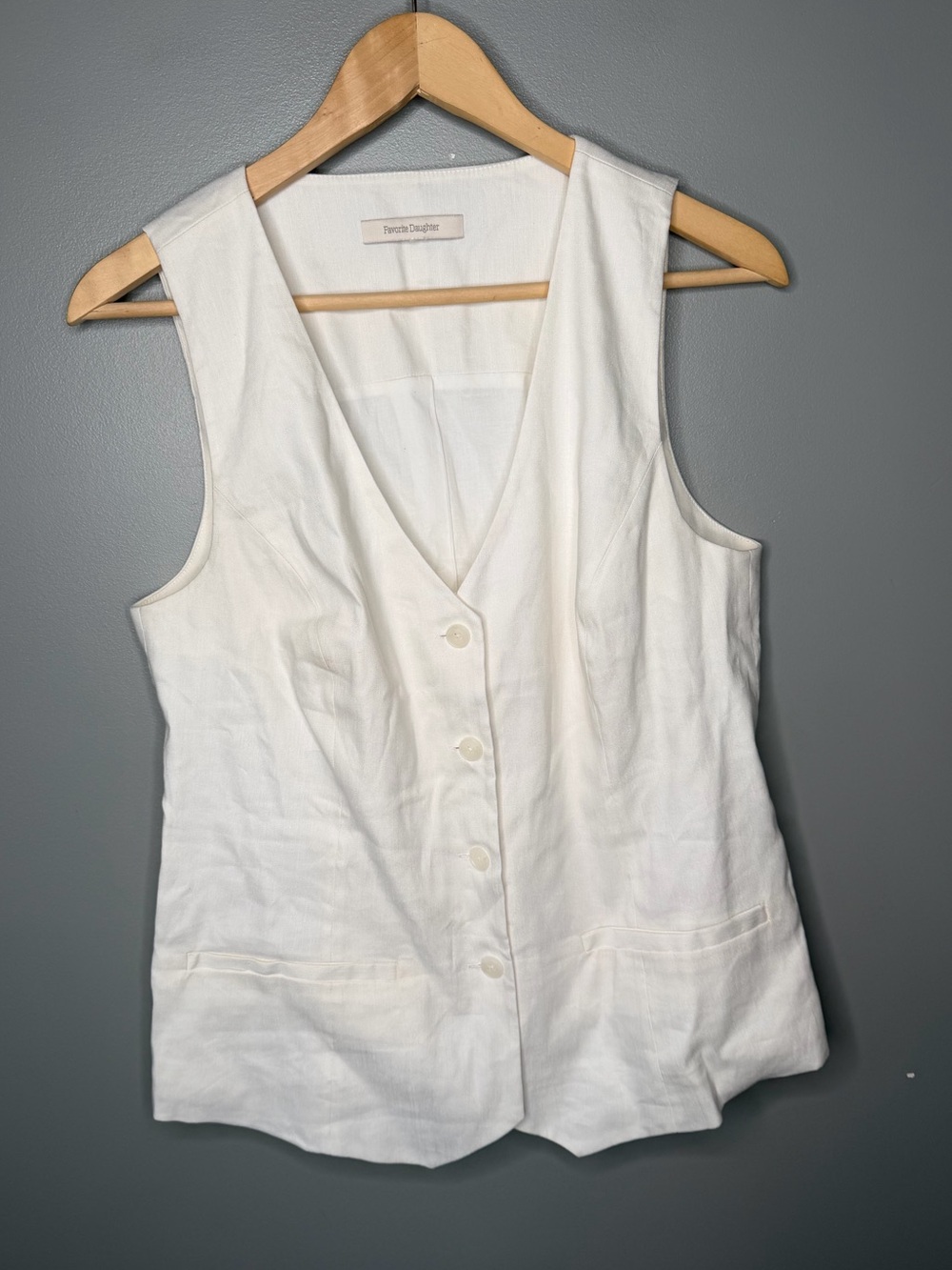 Favorite Daughter The Jones Linen Vest - Picture 4 of 14